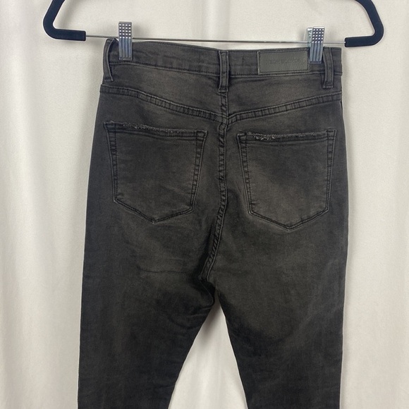 NEON BLONDE Bella Black Velvet Magic Sky High-Rise Skinny Jean - Size 26 - Picture 8 of 11